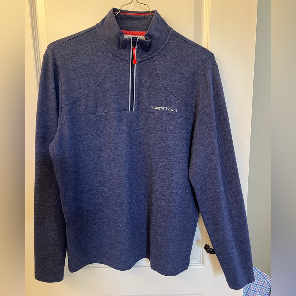 Men’s Vineyard Vines weathered Blue Quarter-Zip size M